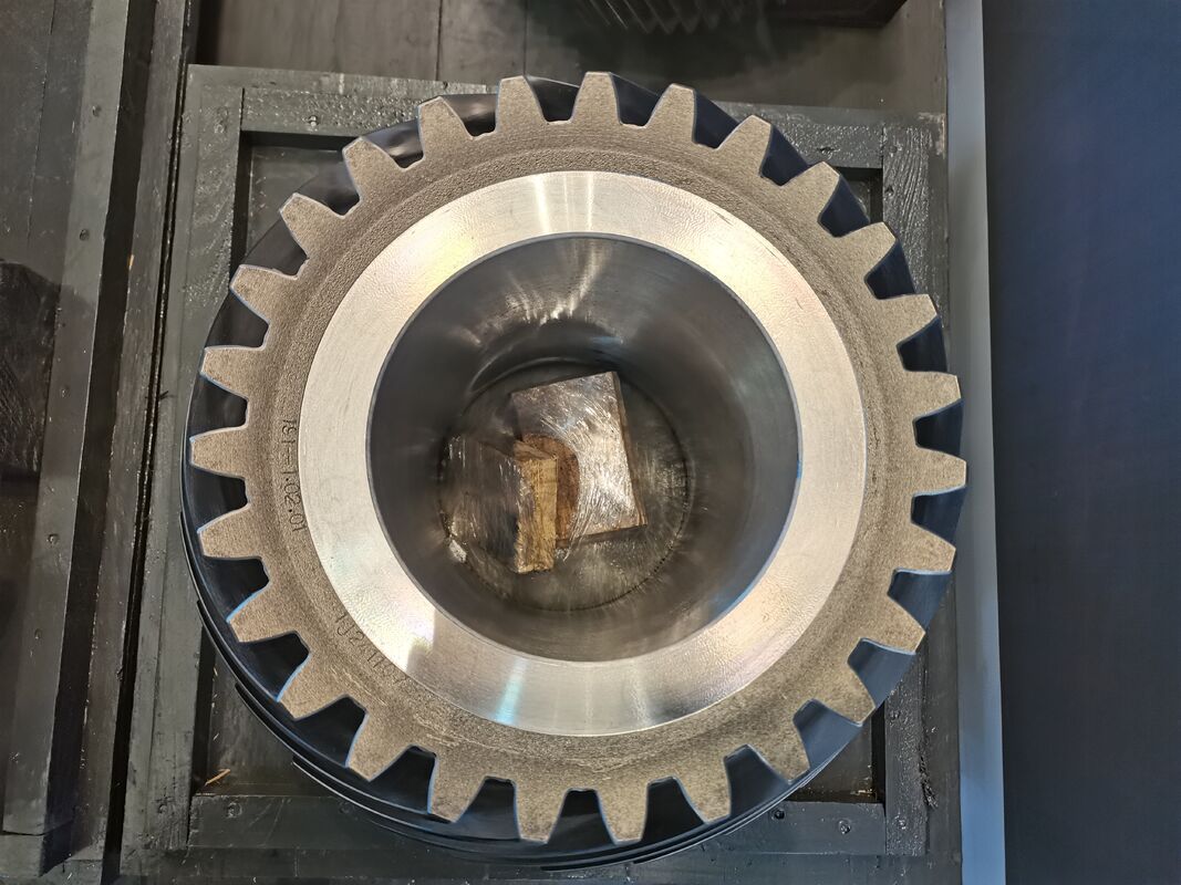 고 정밀 스파이럴 베블 기어 HRC45-62 경화 및 부드러운 전력 전송을 위해 사용자 정의 가능한 치아 수